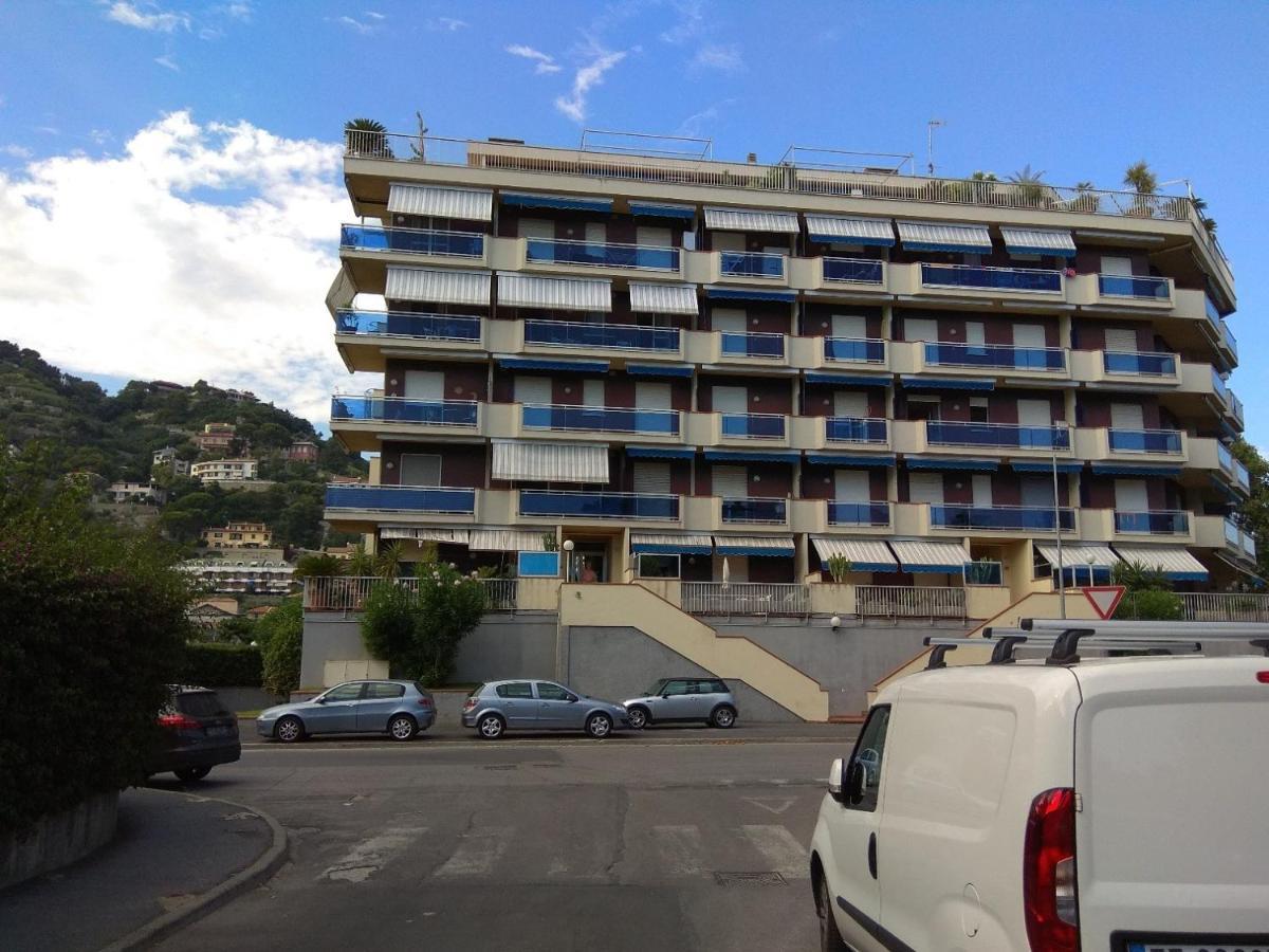 Appartamento Riviera Trilocale Wifi E Parcheggio Privato Ventimiglia Eksteriør bilde